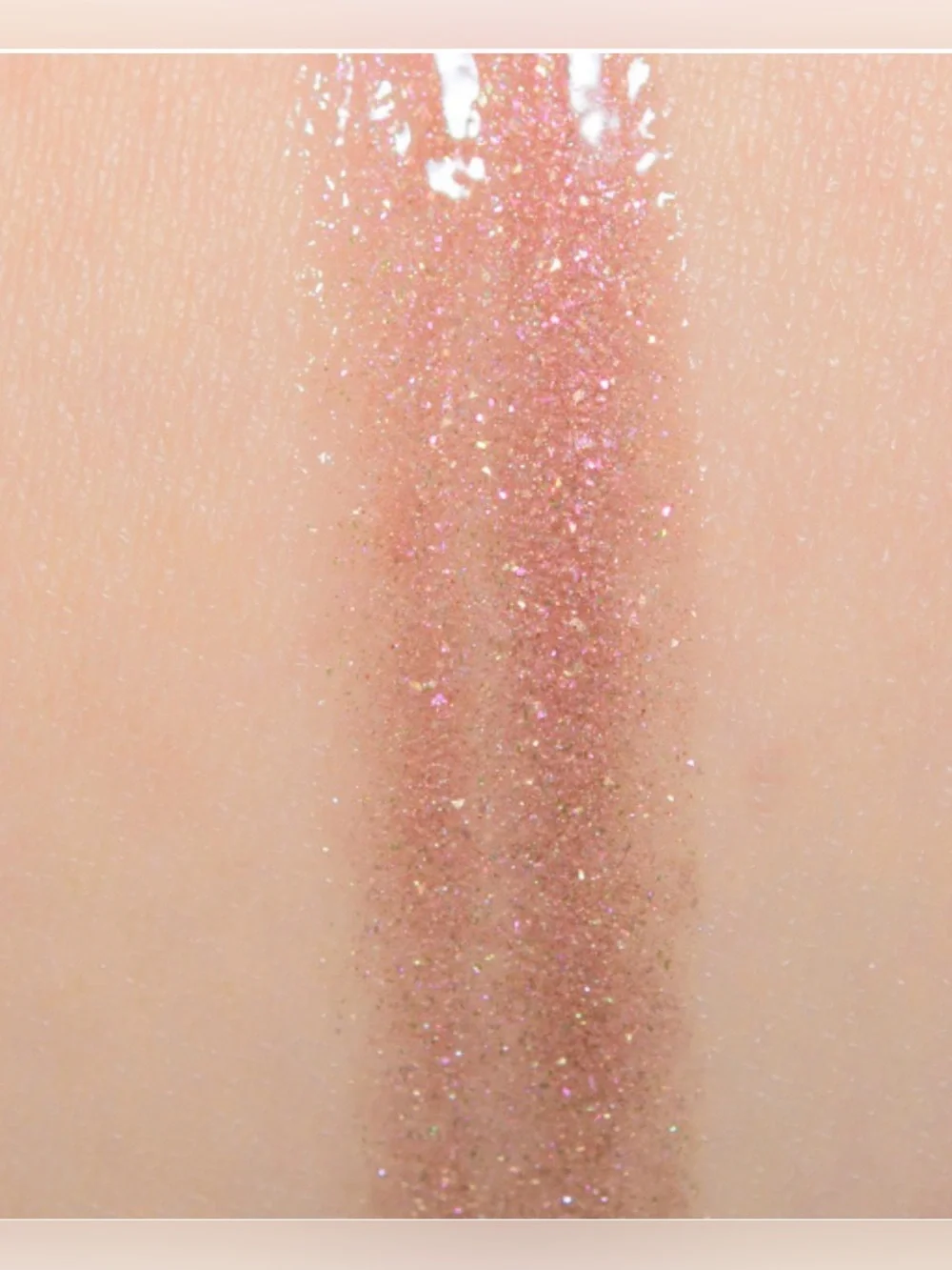 Marc Jacobs Genie Kiss 384 Enamored Lip Gloss